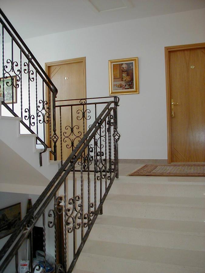 Villa Bunta Sutivan Extérieur photo